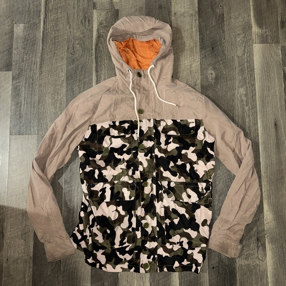 Ambig BEAUTIFUL Camouflage Windbreaker Pullover Jacket Sz Small Camo